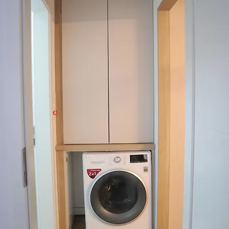 City Centre For Humans & Pets -golden Apartment *