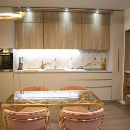Apartment City Centre For Humans & Pets -golden Rijeka
